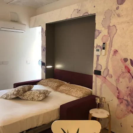 Serendipity West - 2 * Alba (Piedmont)